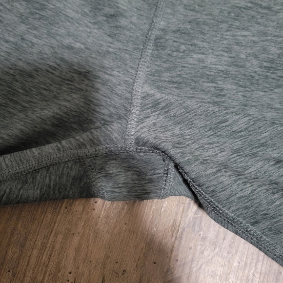 leggings with criss-cross details around waist - Picture 3 of 8